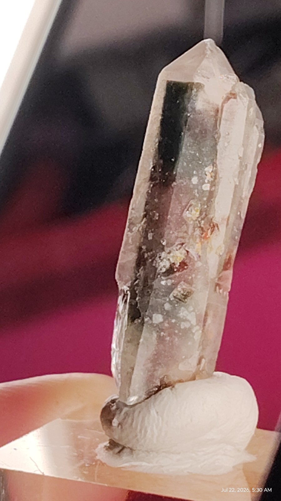 30mm Scenic Quartz Point Red Hematite, Epidote Inclusions, 360 Display ,Meigu
