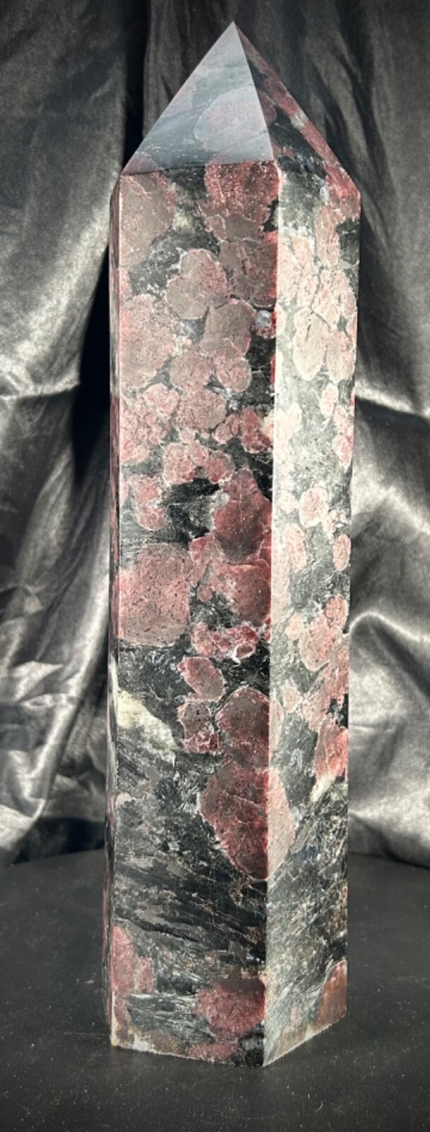 12.5′ Tall Garnet and Arfvedsonite Tower 10lb 2.5oz (4.609kg)