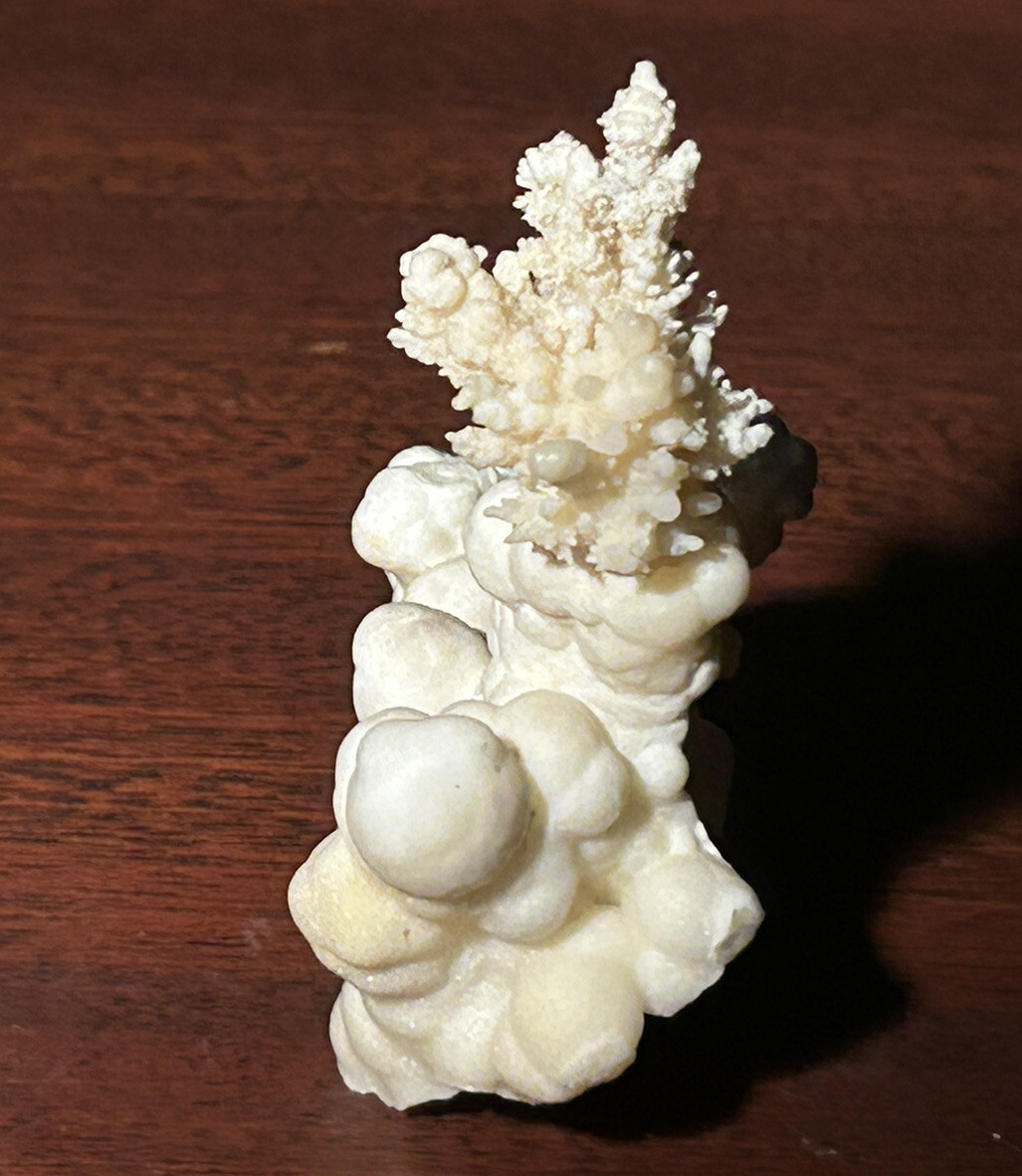 ARAGONITE on CALCITE – Stevenson-Bennett Mine, Doña Ana County, New Mexico