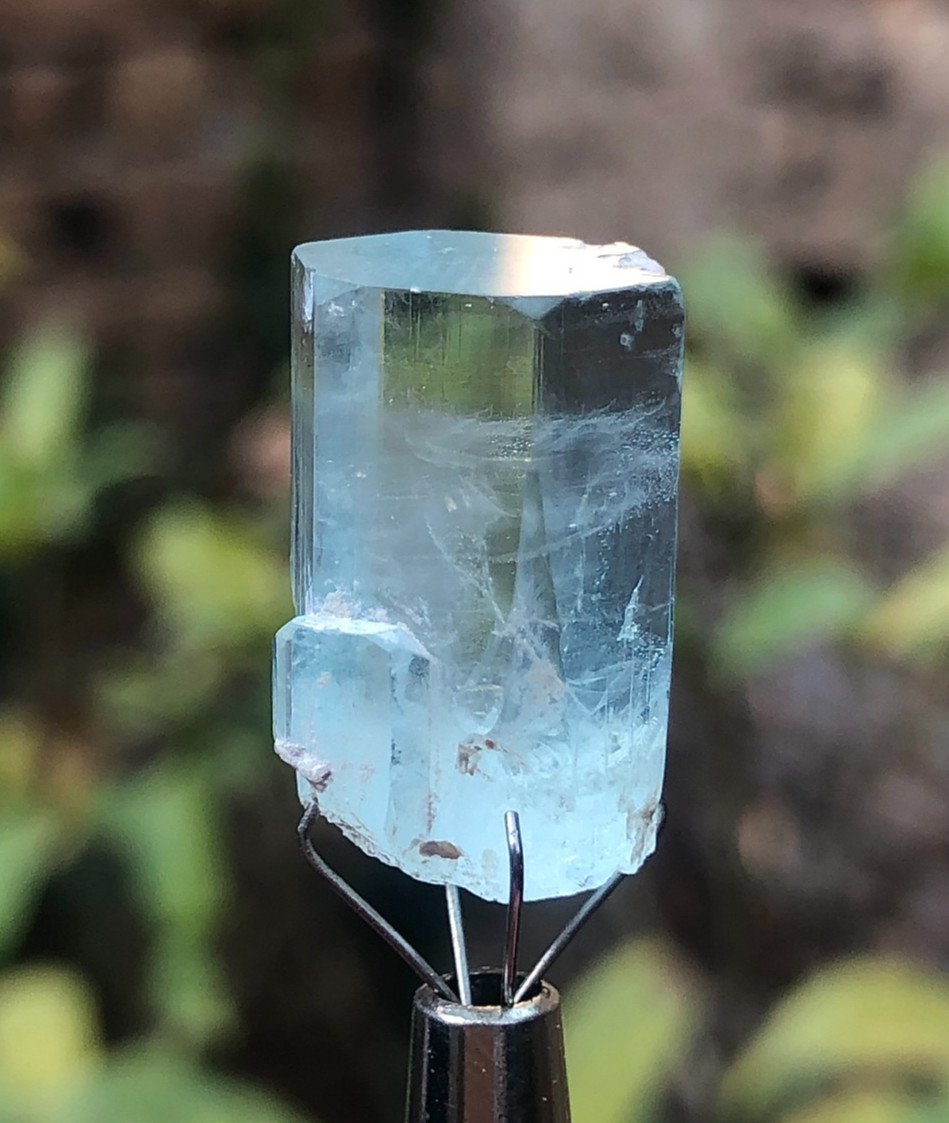 25 Carat Terminated Sky Blue Aquamarine Crystal From Pakistan