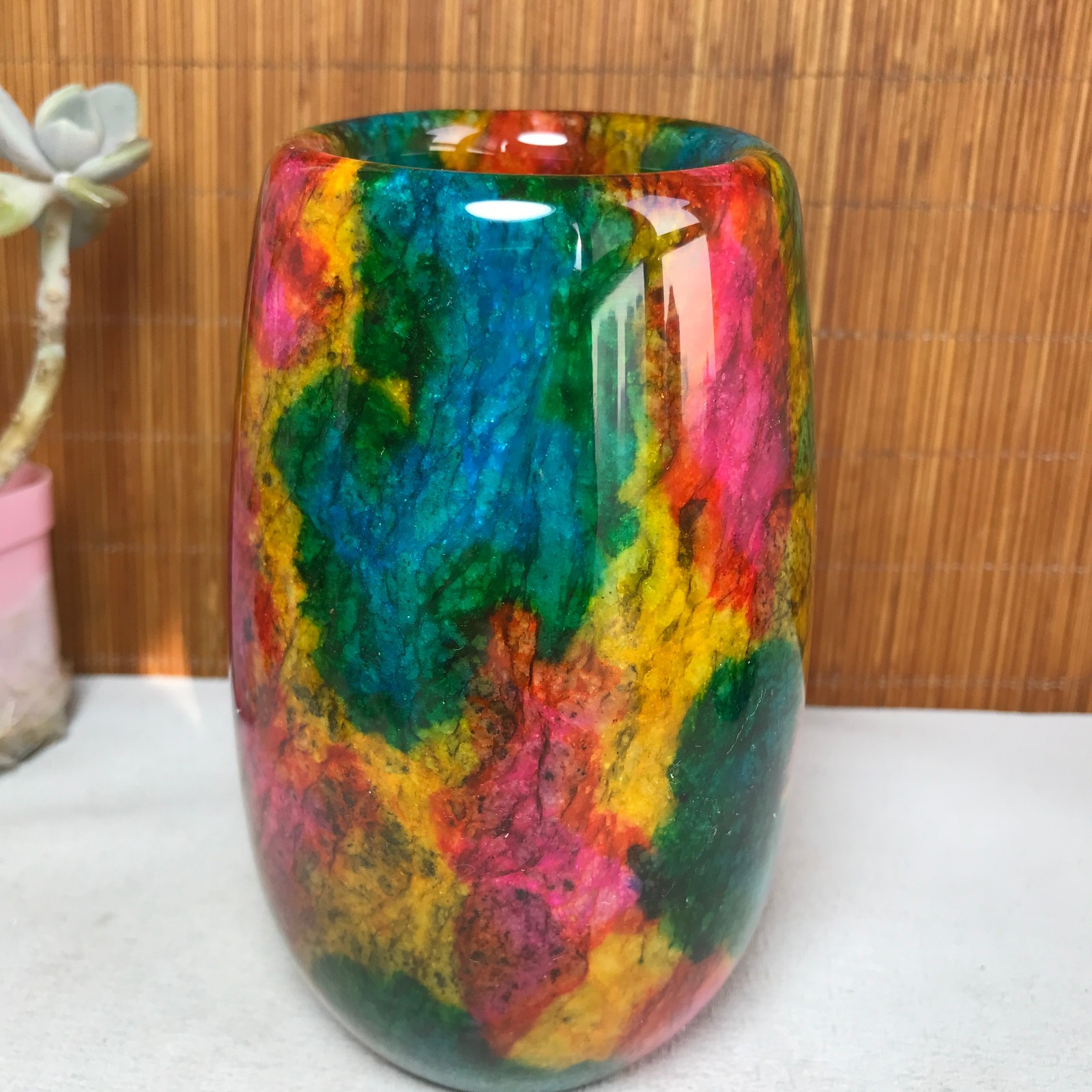 Natural “Seven Colors Jade” vase specimen -Taiwan China 1050g 129mm A3729