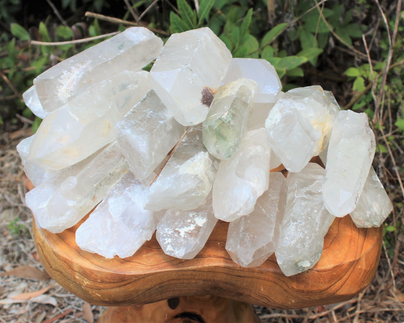 Large CLEARANCE Natural Clear Quartz Crystal Points – Choose Size (‘B’ Grade)
