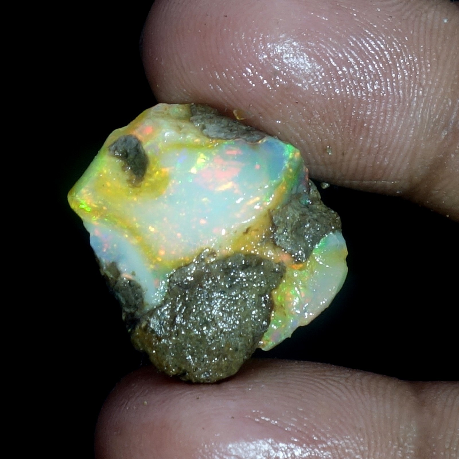 AA+ Ethiopian Oli Opal Rough Entreated Welo Opal Multi Fire Color Flash 23.80Cts