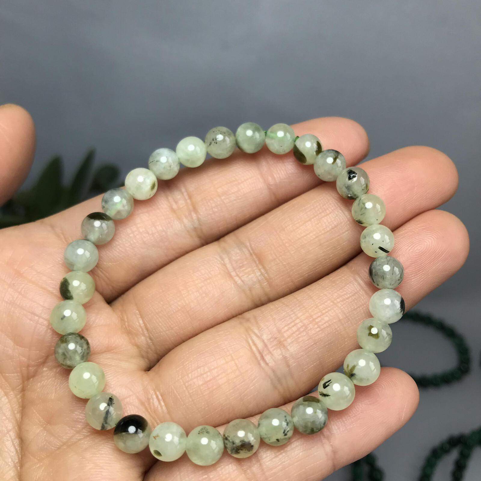 6mm/8mm Natural grape gemstone Crystal beads bracelet 29g-30g A5285