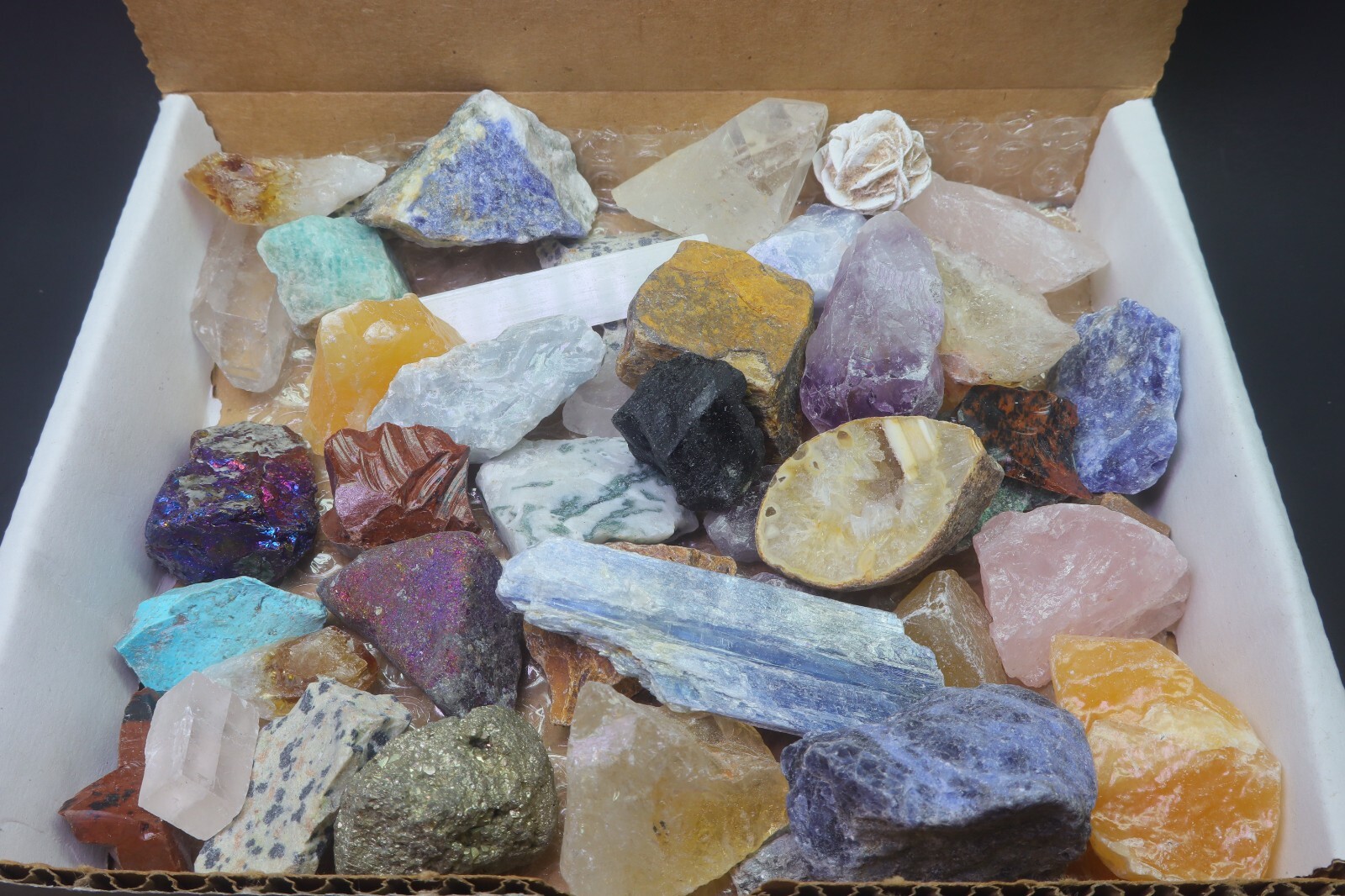 Crafters Collection 1 Lb Natural Crystals Mineral Specimens Mixed Gemstones