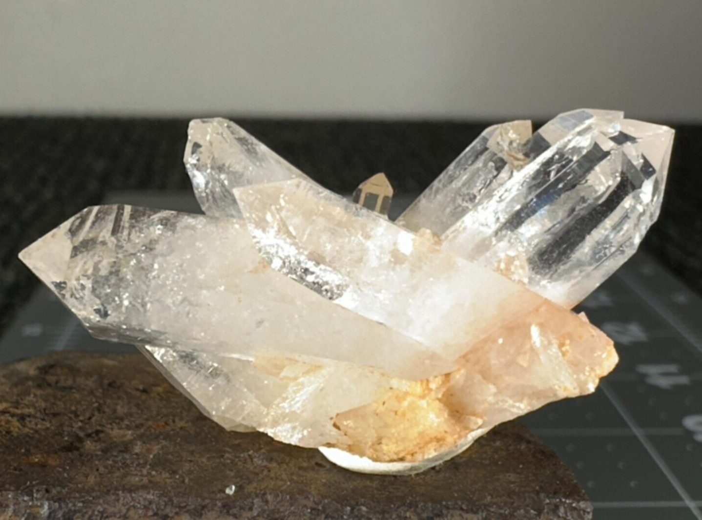 ➤ Natural 1-7/8 Inch QUARTZ CRYSTAL CLUSTER – Hot Springs Arkansas VIDEO➤344