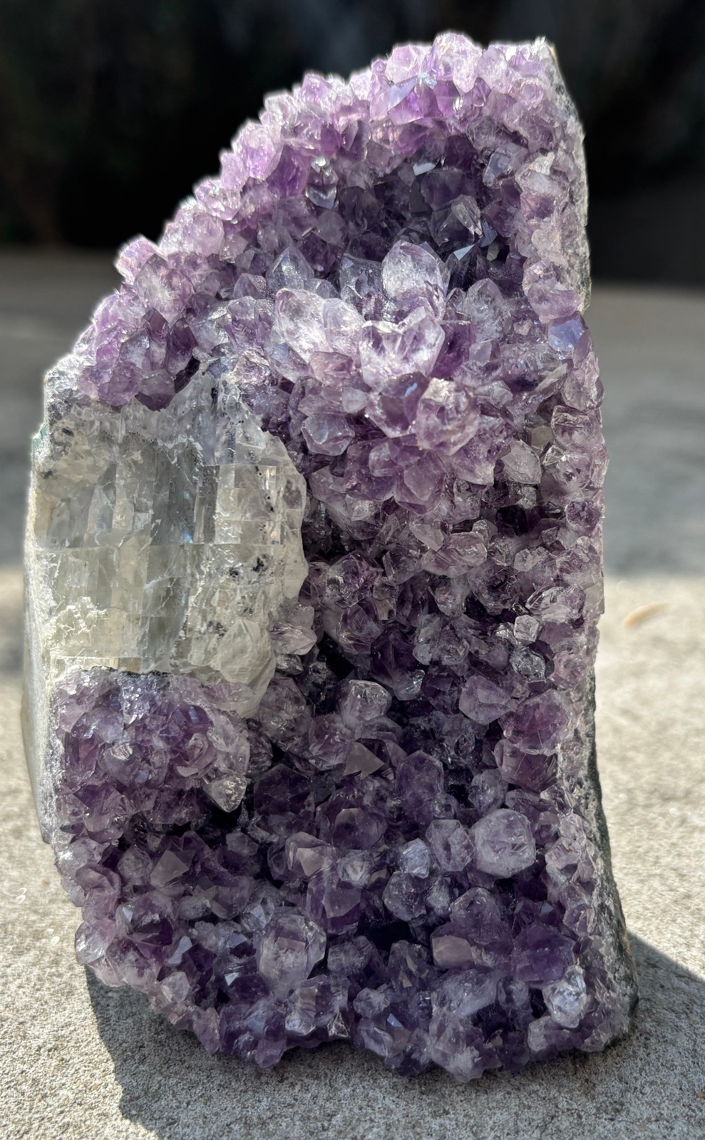 USA SALE 629g/1.38LB AMETHYST with CLEAR CALCITE SPECIMEN FREE STANDING FREEFORM