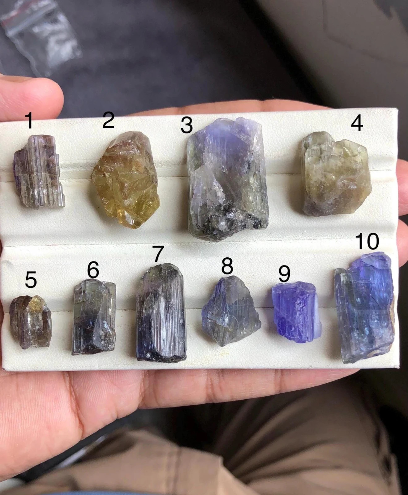 Natural Tanzanite Rough Gemstone, Bi Color Tanzanite Raw, Healing Stone. Tz#23