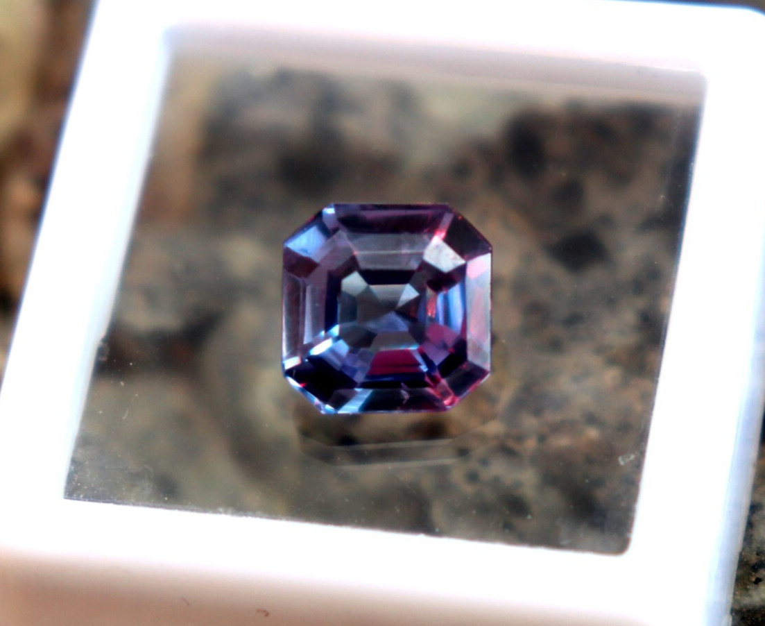 4Ct Gemstone Mined Alexandrite AAA Radiant Cut Unheated Untreated Alex Gemstone