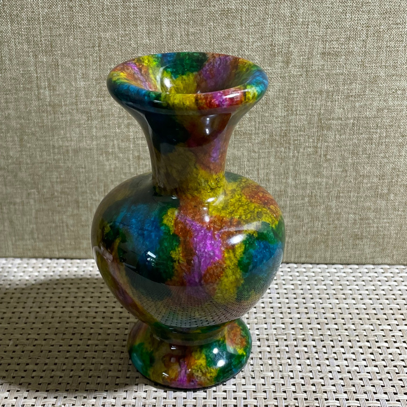 794g Seven Colors Jade vase specimen Decorative -Taiwan China
