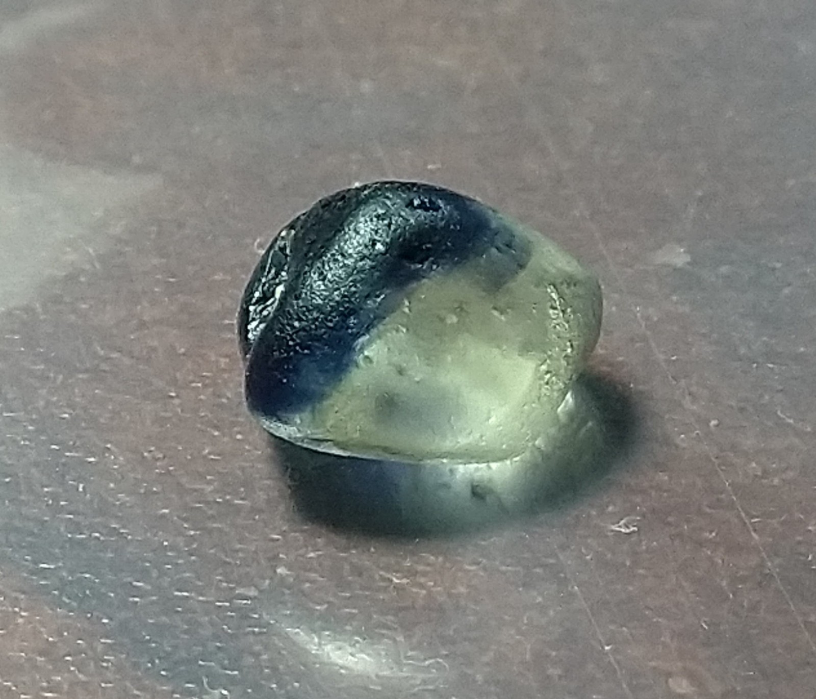 Natural Bi-Colour Sapphire 2.50ct Rough Stone Sri-Lanka.