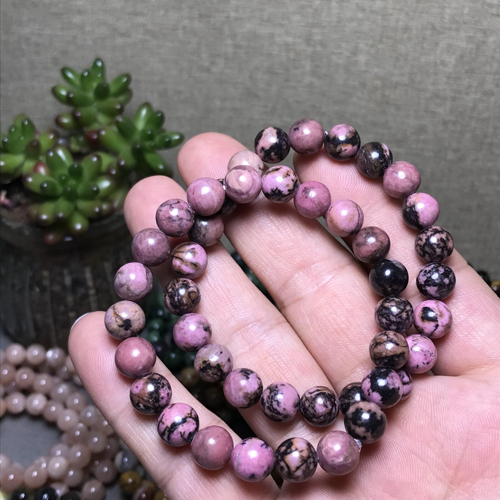 10Pcs Wholesal Natural Polish Red rose stone bracelets Crystal ball 8mm