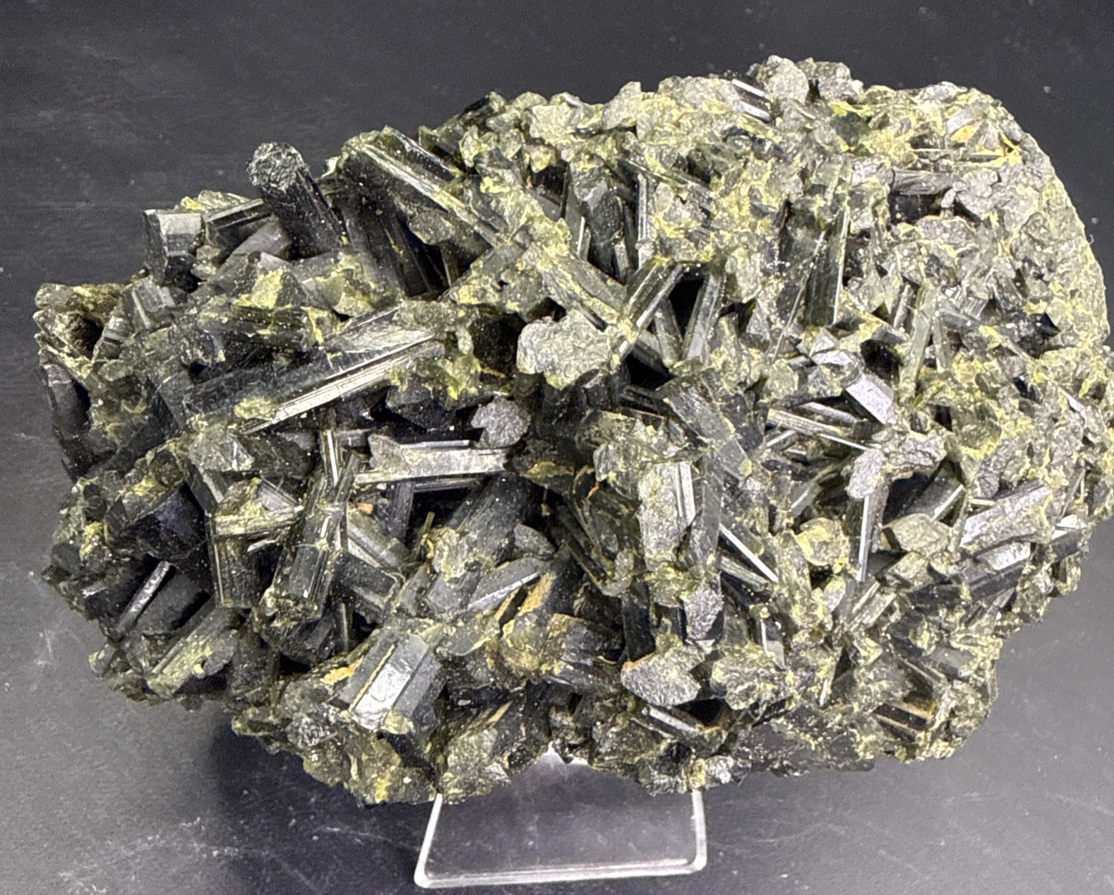2 Lb Large Natural Epidote On Matrix From Pakistan. A+ Specimen,Minerals,Gems.