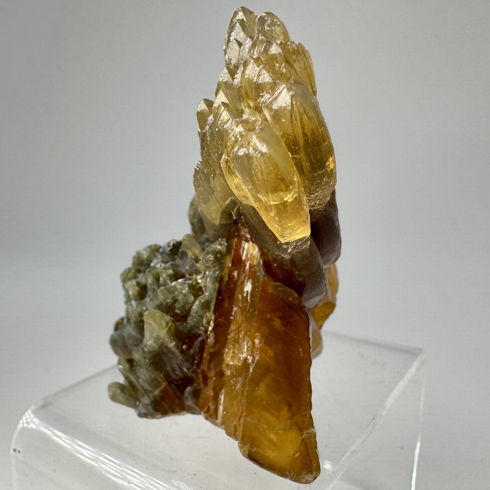 Nice Fluorescent Calcite Xls: Dalen-Kjørholt Mine, Brevik, Telemark, Norway