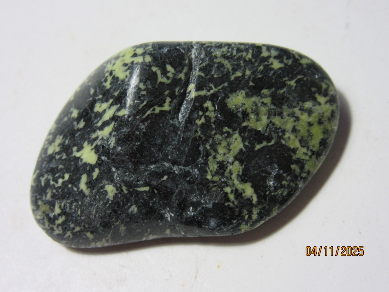 Speckled Green 1 5/8″ Epidote Tumbled N. Carolina Collectible SGETNC-97