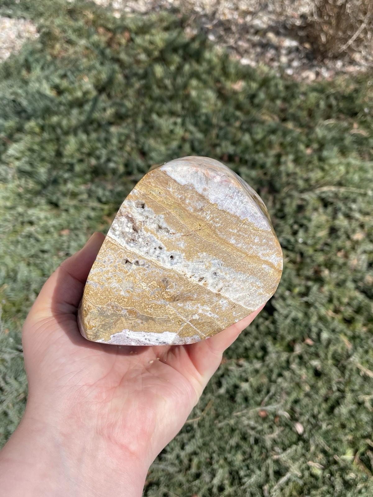 Hand Carved and Polished OCEAN JASPER crystal – 2062g, 4.545 – large sculpture