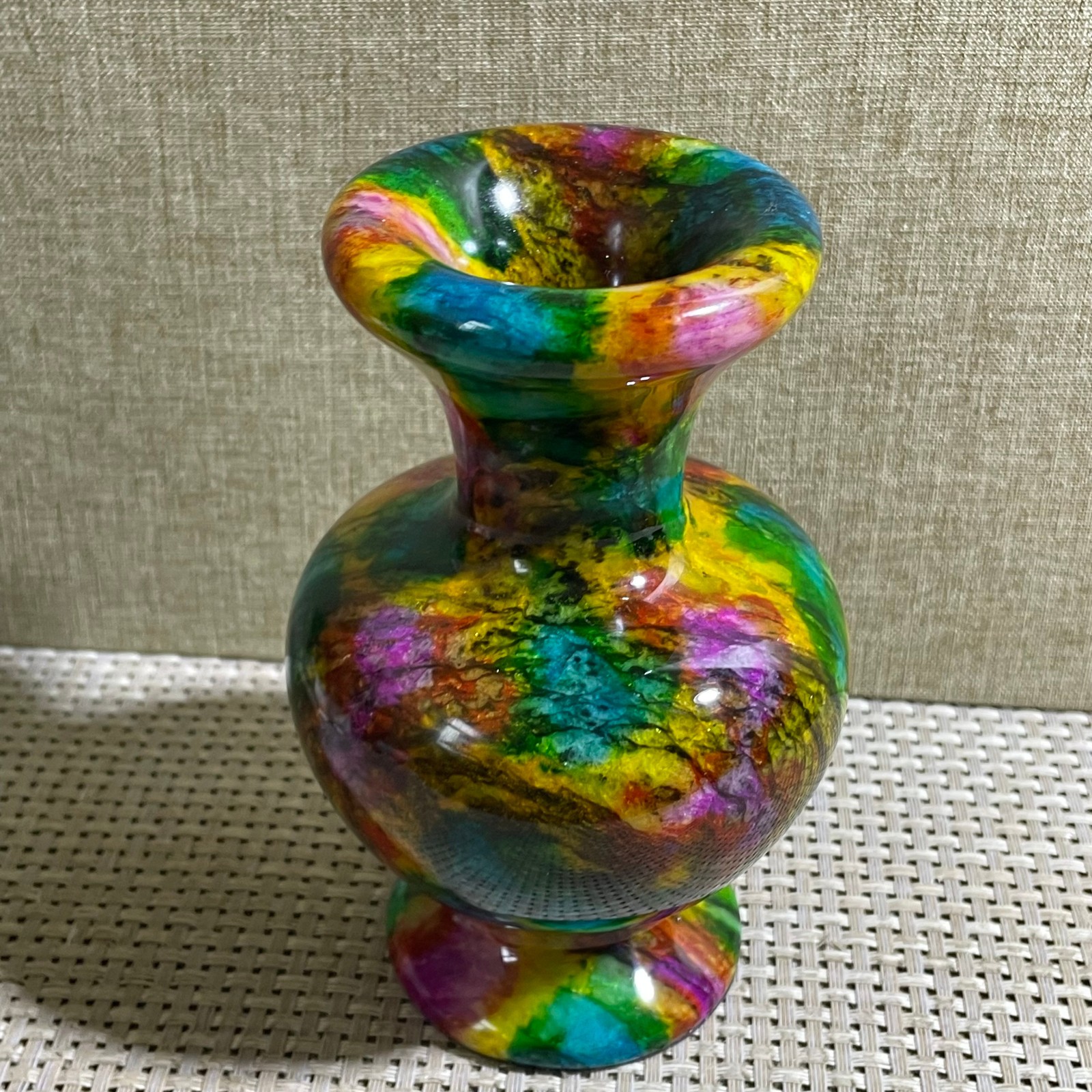 850g Seven Colors Jade vase specimen Decorative -Taiwan China