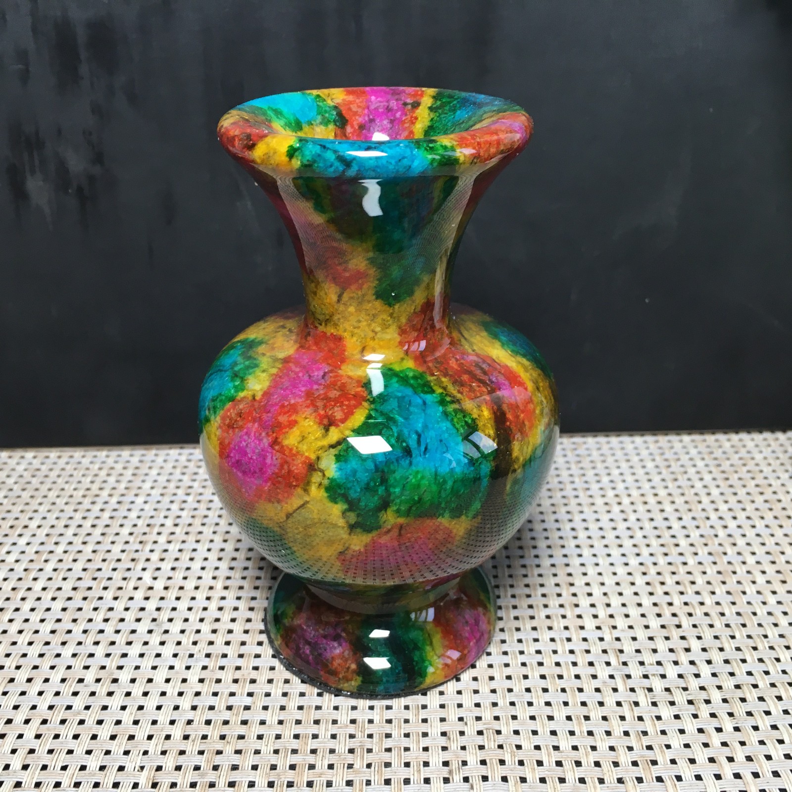 895g Natural “Seven Colors Jade” vase specimen -Taiwan China 02