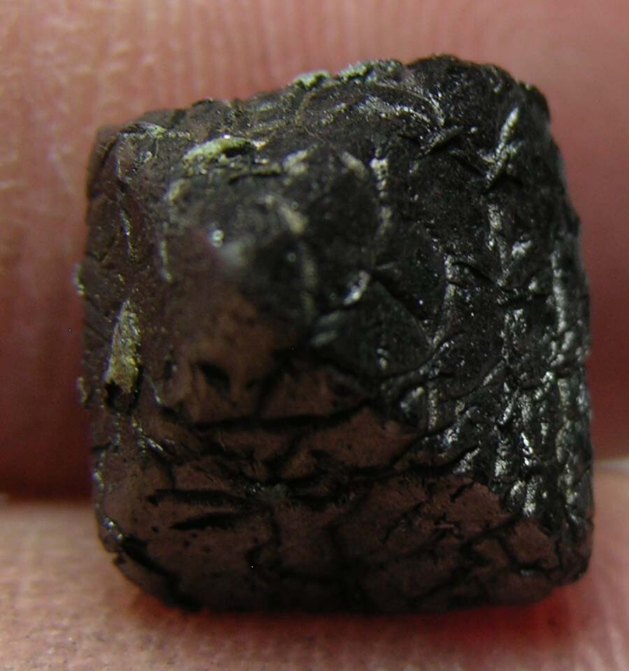 #27 Pakistan 11.25ct Natural Octahedron Magnetite Crystal Specimen 2.20g 13mm
