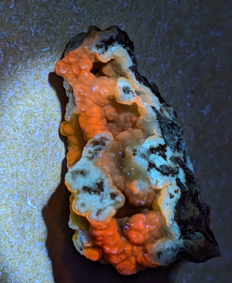 Turkey Fat Smithsonite, Rush Mining District, Marion Co, Arkansas, UV Reactive!!
