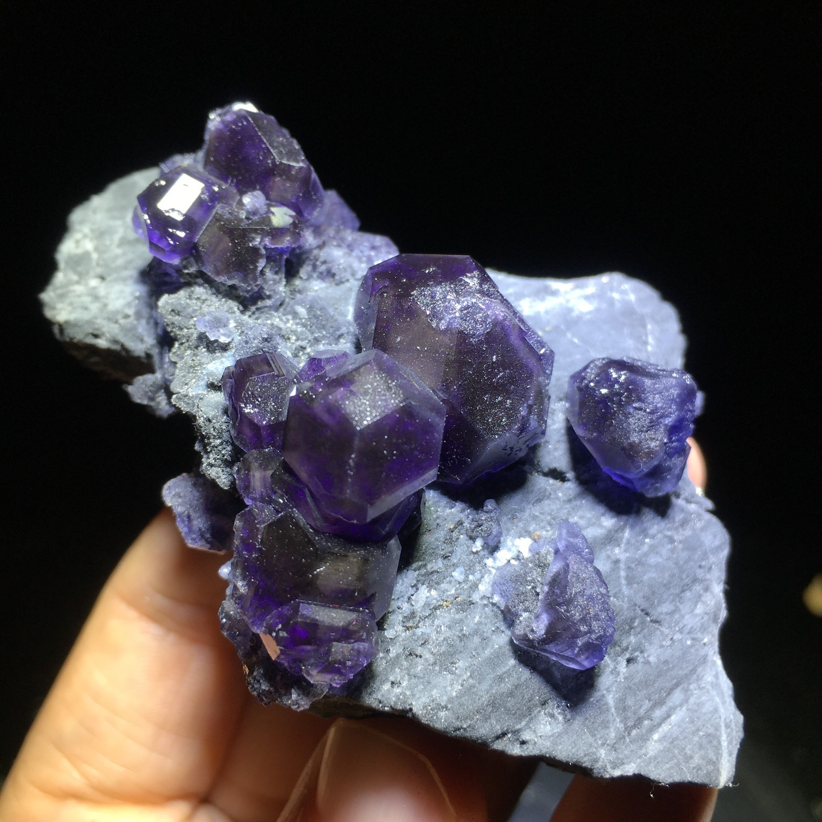 146g Natural blue, transparent, Tanzanite blue, fluorite, from Fujian, China