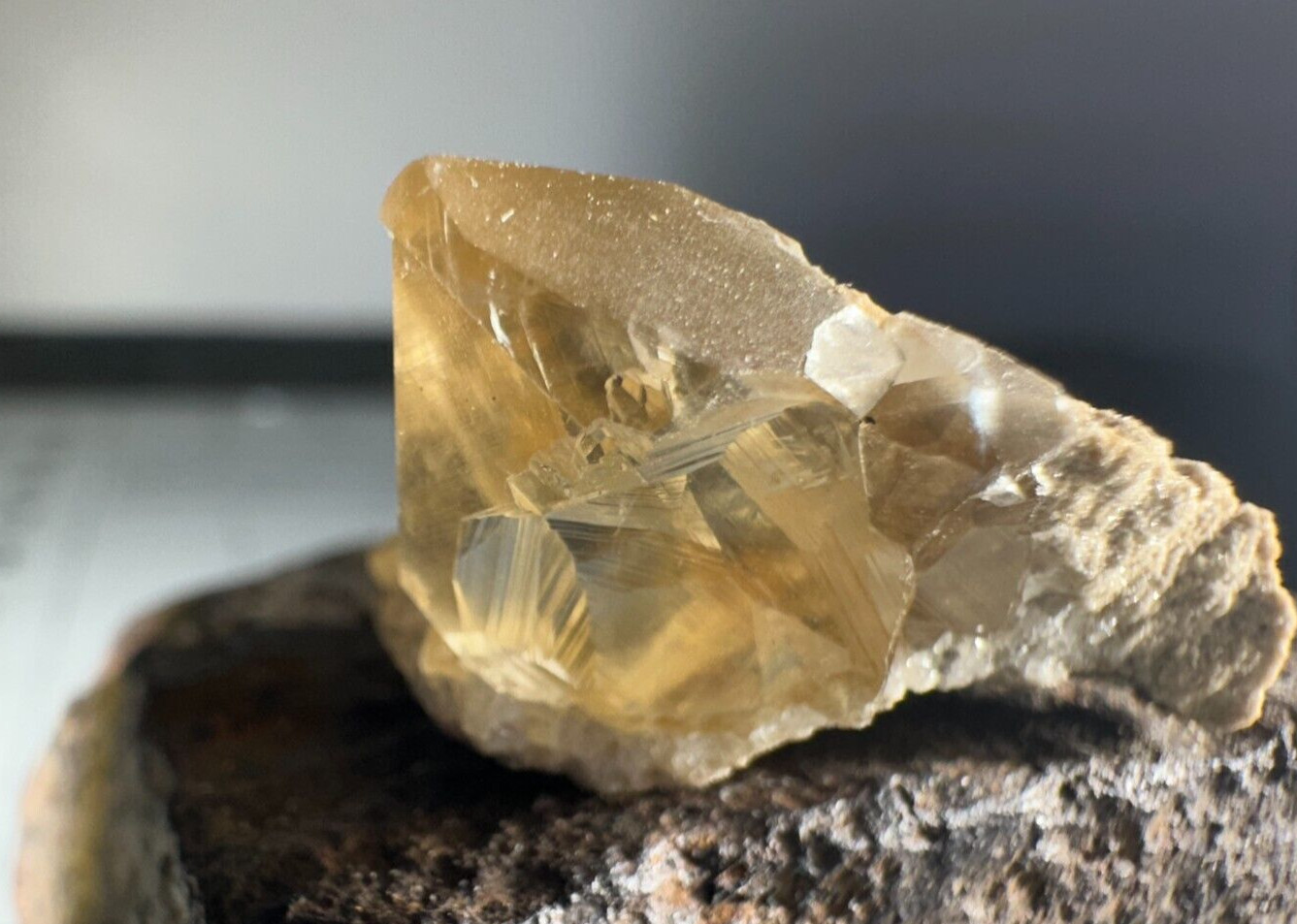 ➤ 1-1/4″ TWIN CALCITE CRYSTAL CLUSTER – DeBolt Quarry Richmond Indiana VIDEO➤634