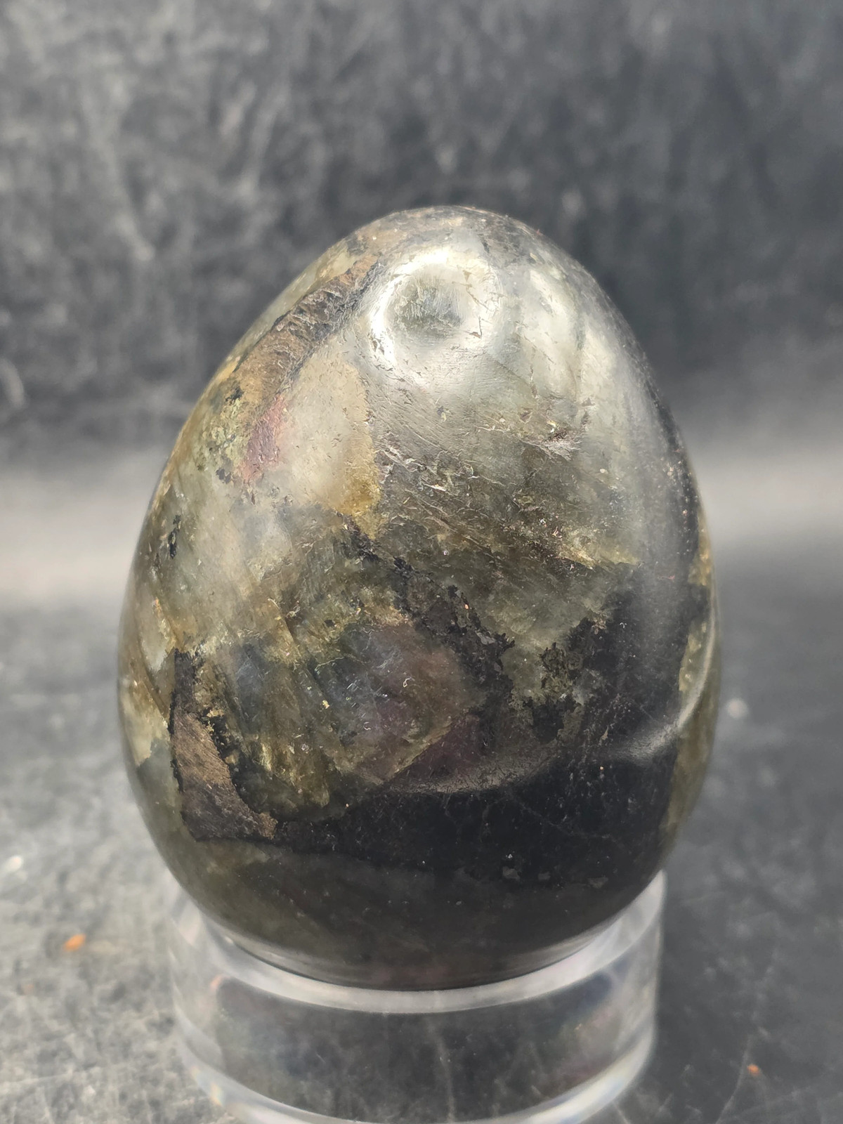 Labradorite egg! 9.2 ounces, 2.7 inches tall, 2 inches wide